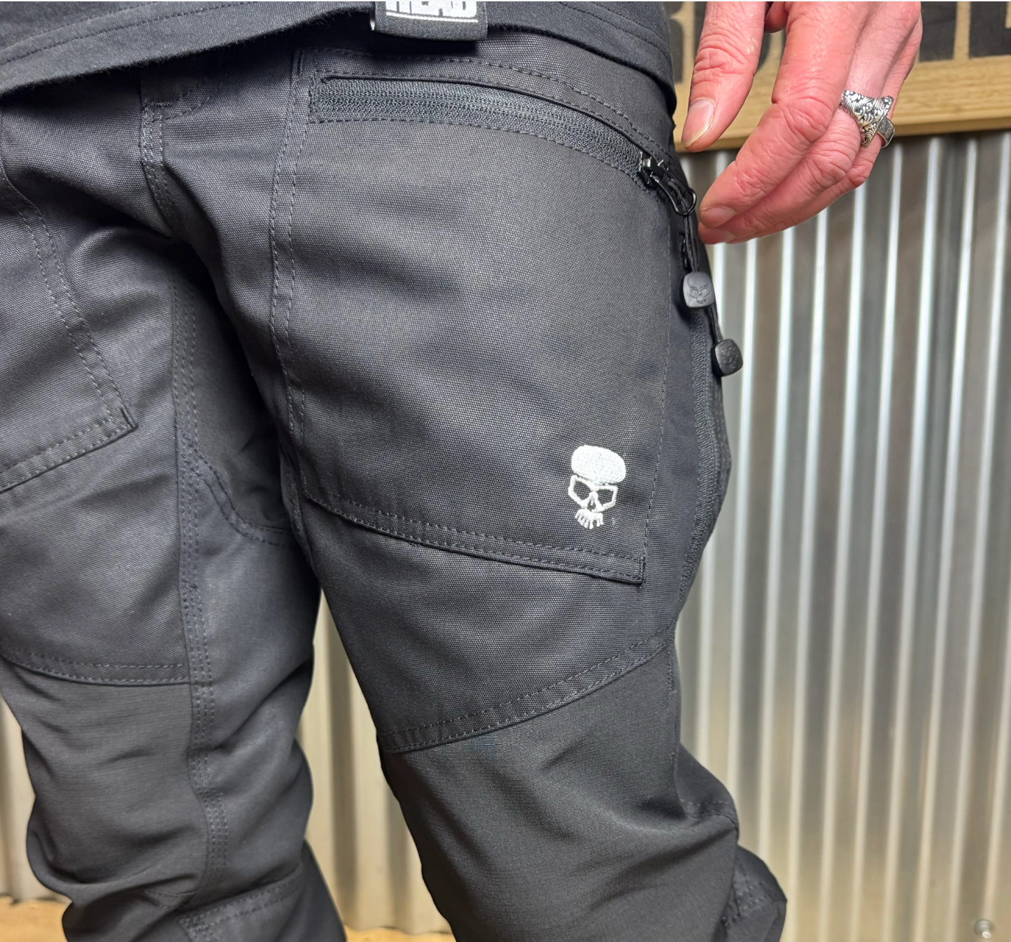 Pantalon CARGO BLK