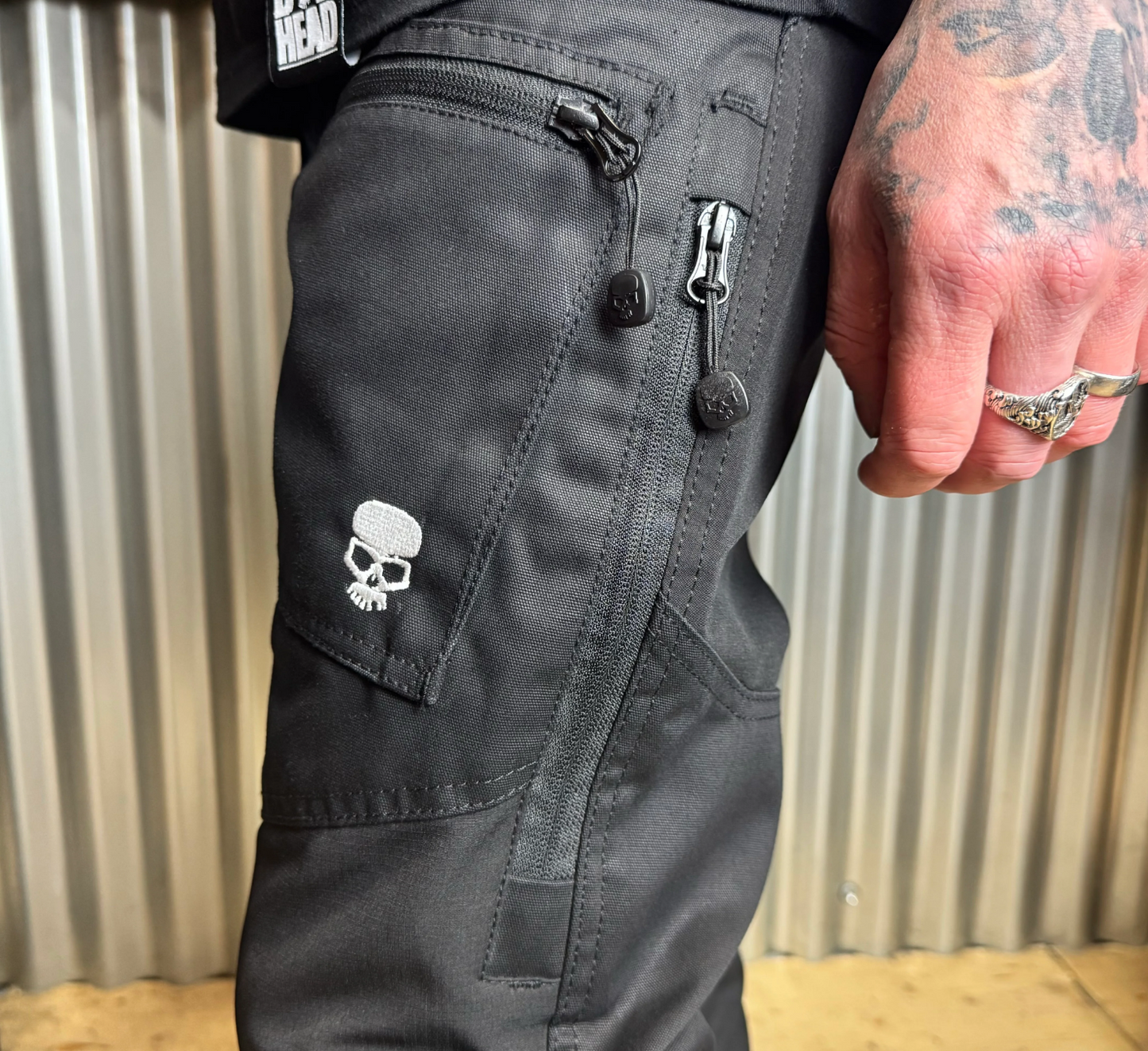 Pantalon CARGO BLK