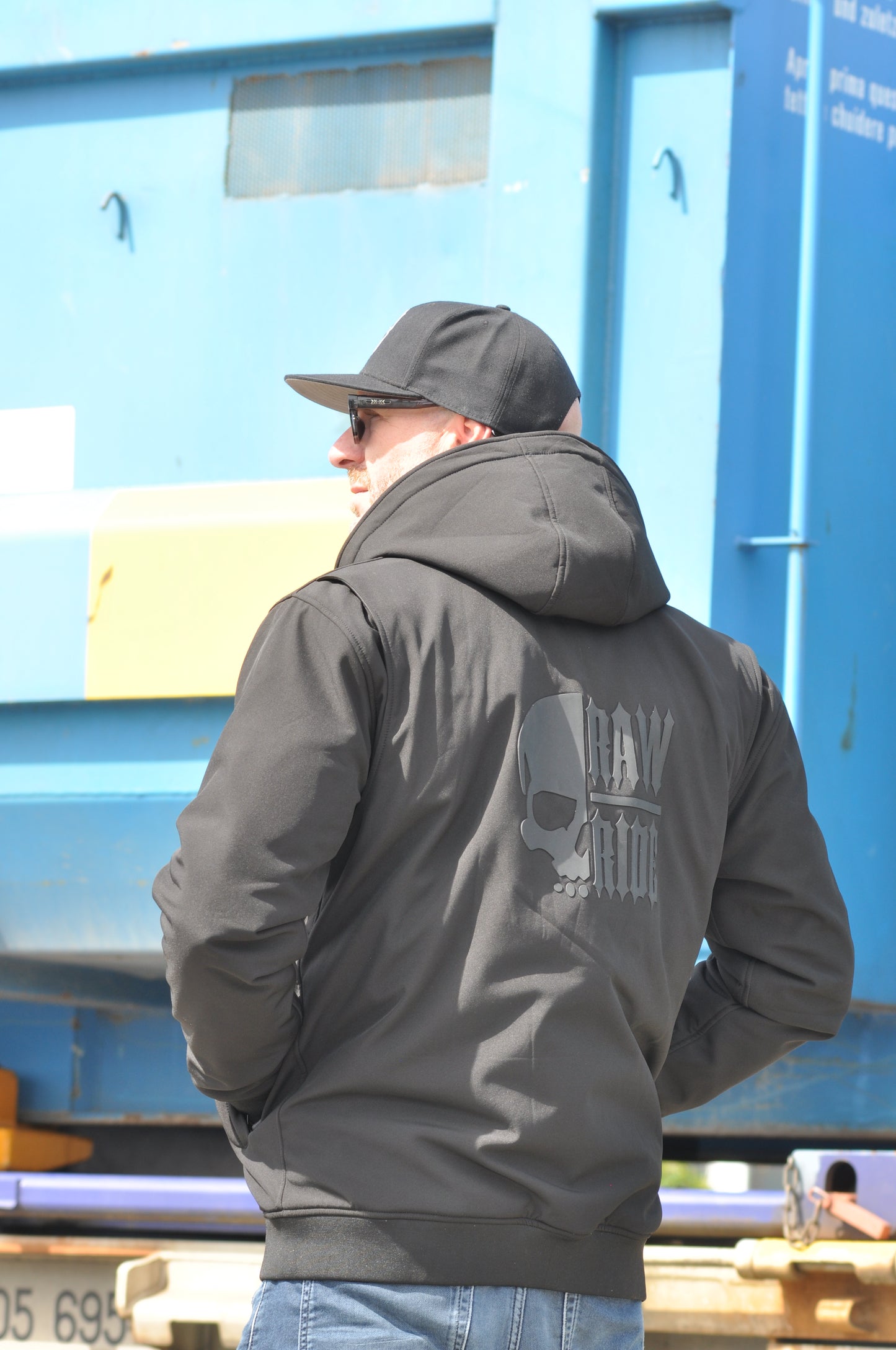RAW ARMOR – Protective Softshell Hoodie